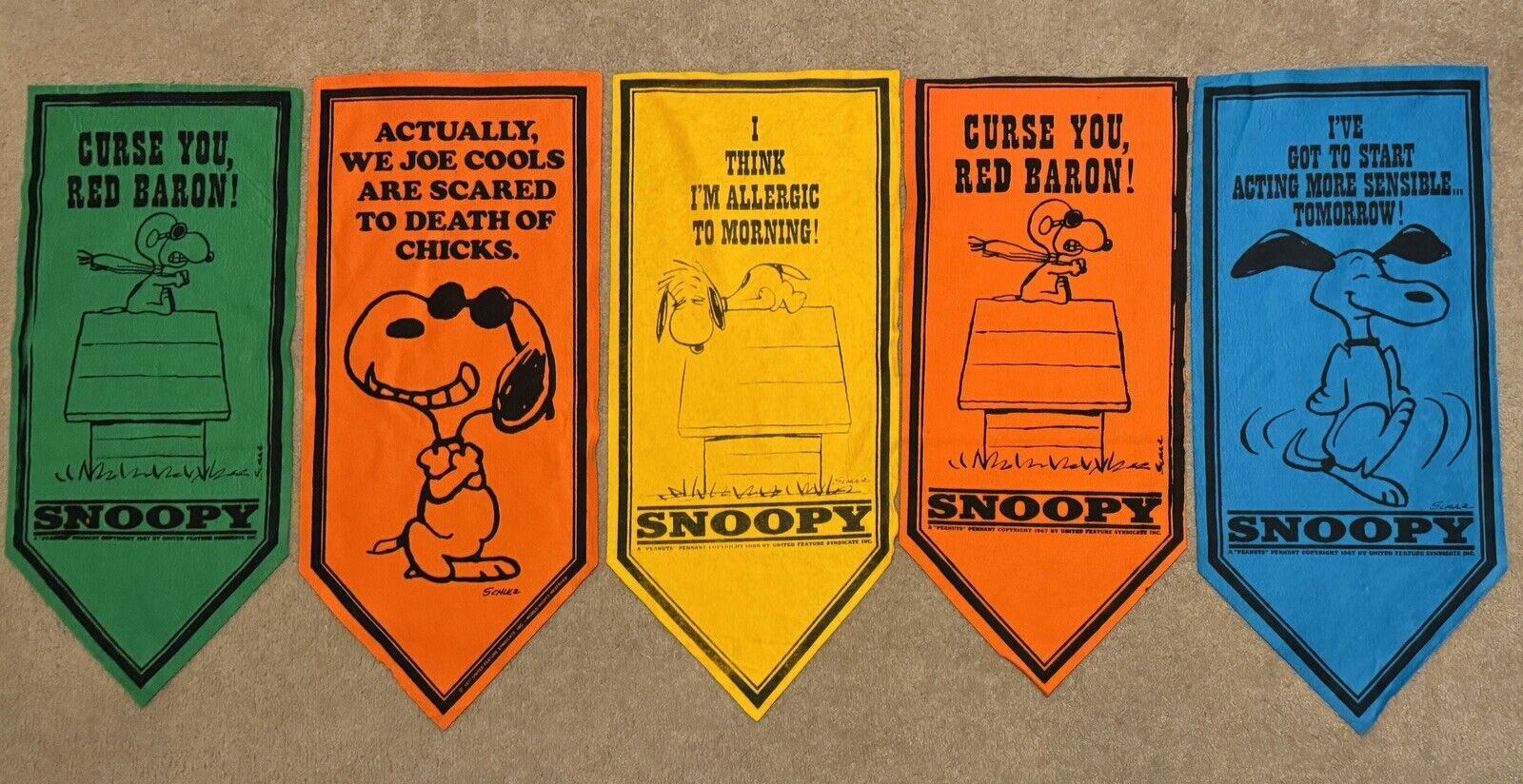 5 Vintage Peanuts 1960-70’s Charlie Brown Snoopy Pennants Banners Collection