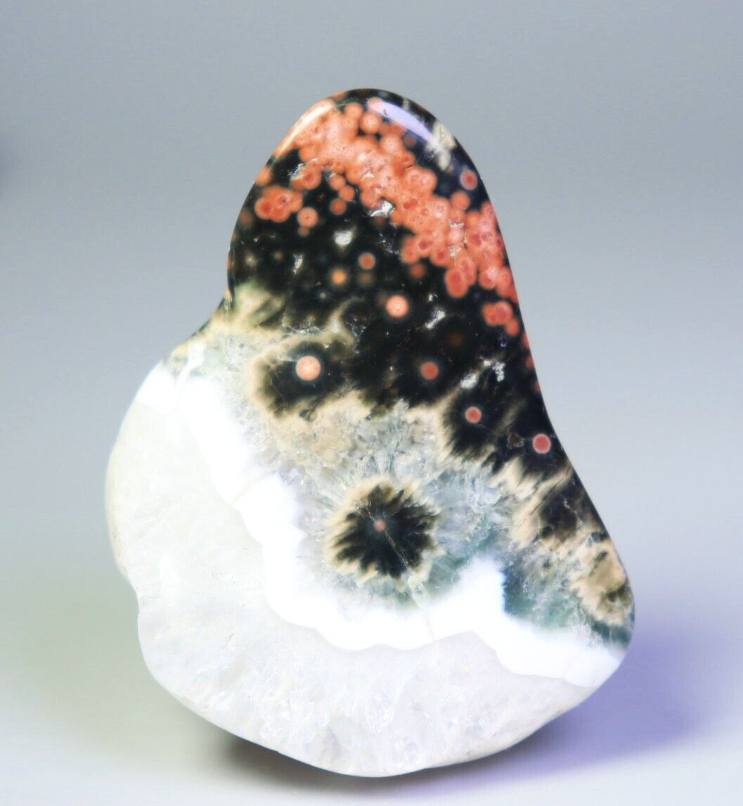 Top  Natural Round Eye Ocean Jasper Agate Quartz Crystal Pendant Stone Specimen