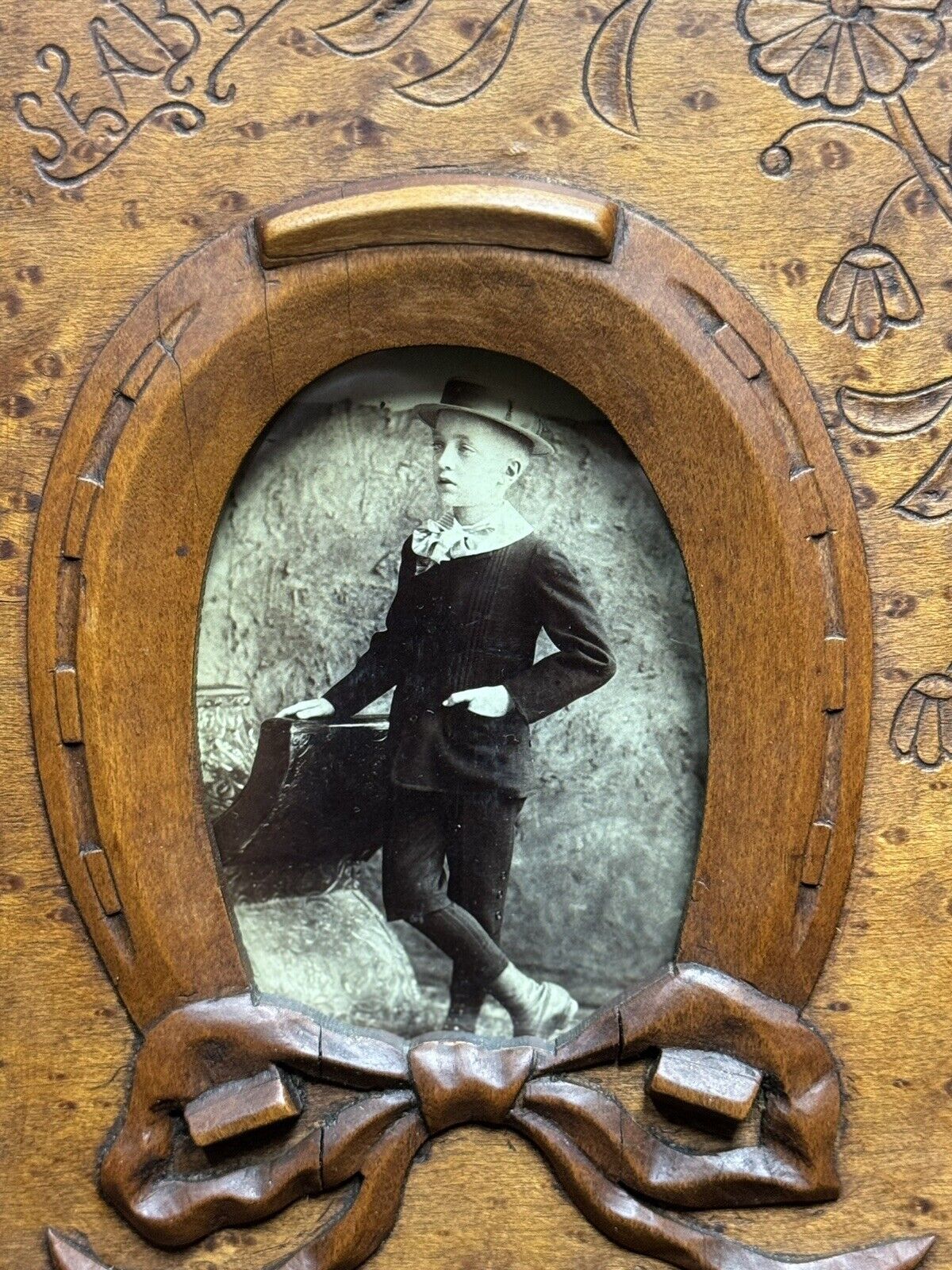 Antique Victorian Birdseye Maple Wood Frame Photo Of Dapper Young Boy 