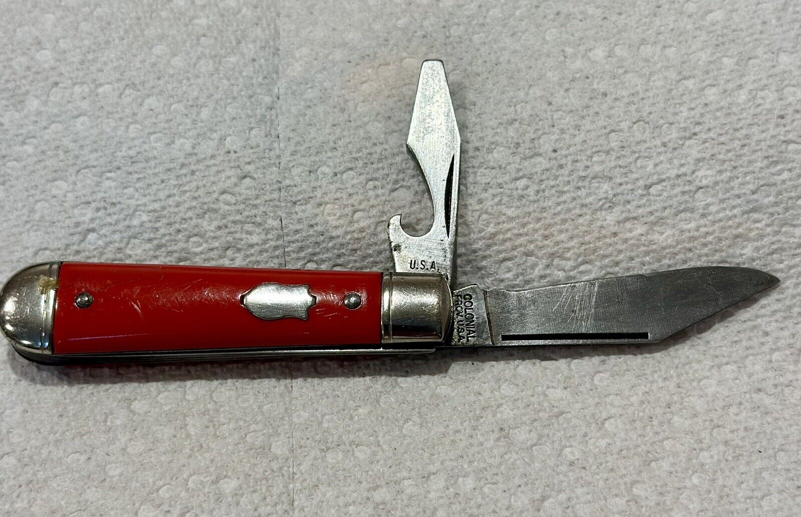 Vintg 3-3/4” Colonial Prov USA 2-Blade RED Delrin Handles w/ BAIL Pocket Knife