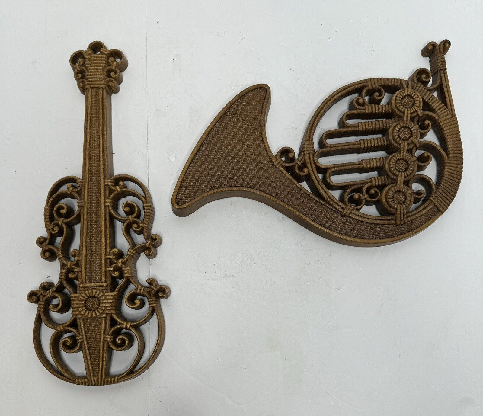 Vintage Homco Syroco Violin & French Horn 