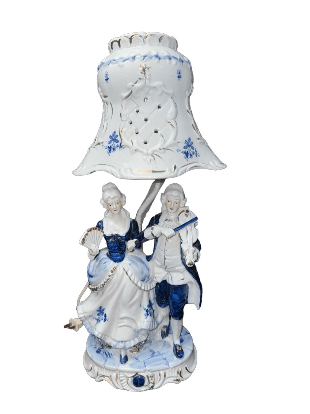 Vintage Ca. 1920\'s Victorian-Colonial Style Blue & White Porcelain Boudoir Man/W