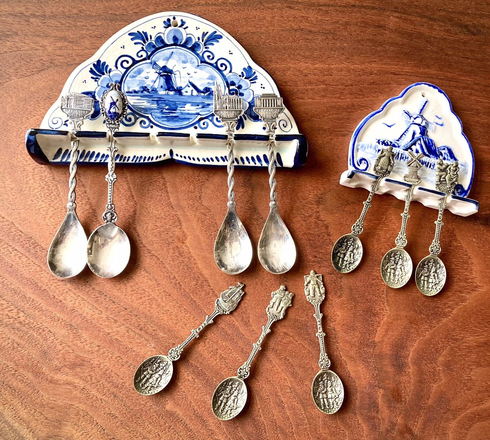 2 Vtg Holland Delph Spoon Holders W/ 10 Collectible Windmill/Dutch Scene Spoons