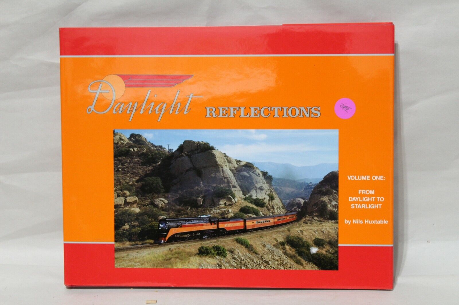 Daylight Reflections: Pictorial Album by Nils Huxtable of a Beautiful Train(650)