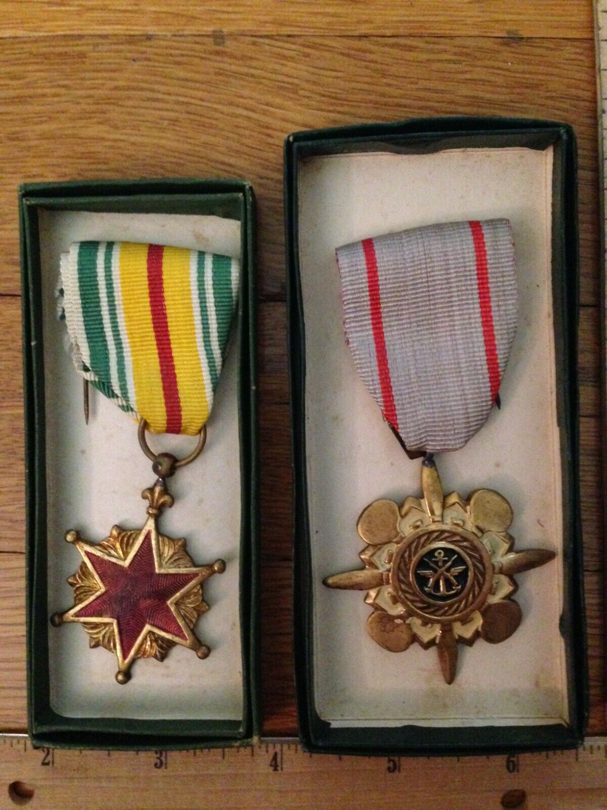 2 MEDALS - Wound Medal & Technical Service, Republic of Vietnam - Pre-1975