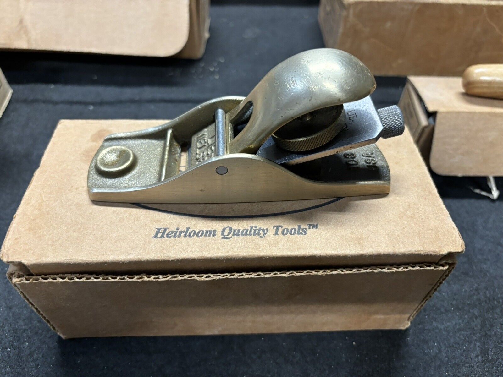 LIE- NIELSEN No. 103 Standard  Angle Block Plane With A Box