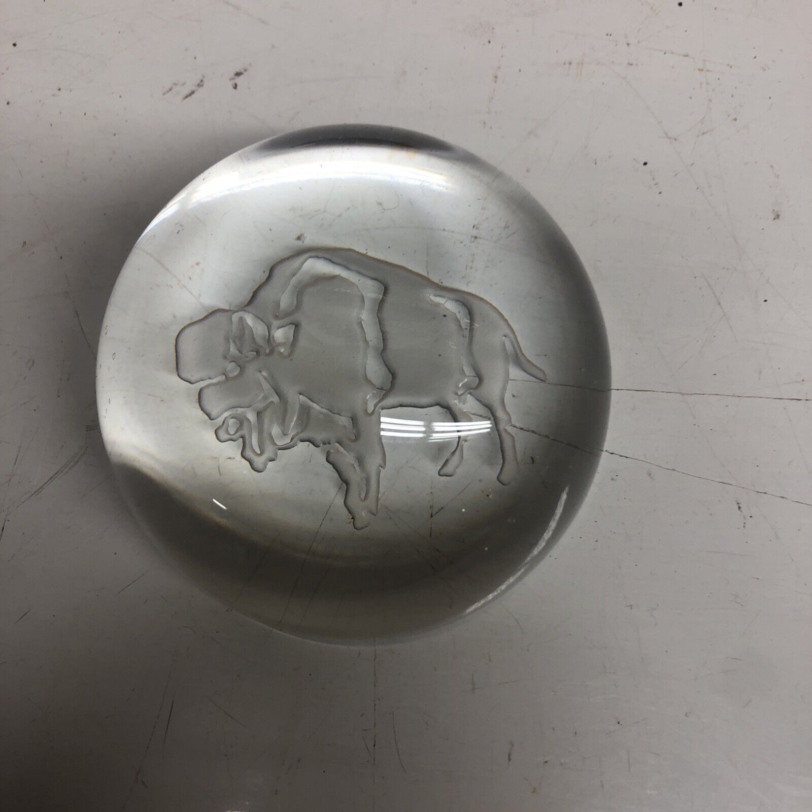 Vintage Paperweight Bison Buffalo 3.5” diameter