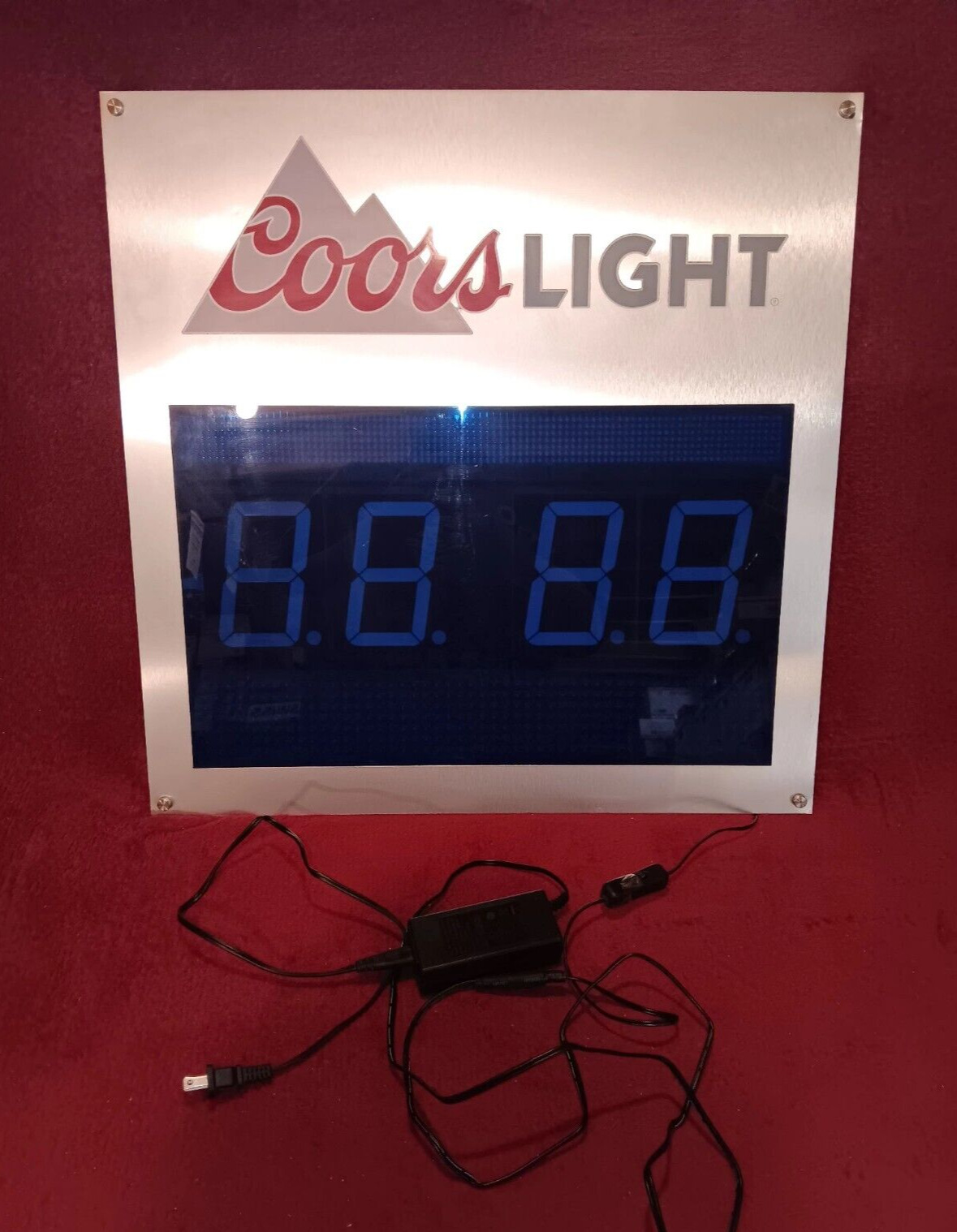 Coors Light Feature Clock 24\