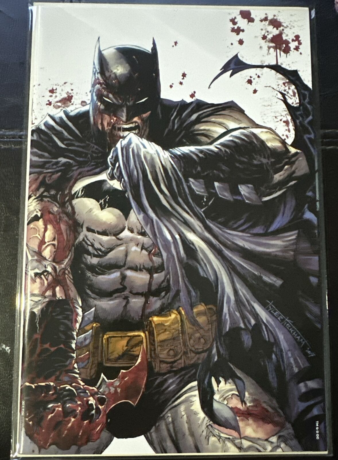 Batman #136-Tyler Kirkham Virgin “Battle Damage”WhatNot Exclusive