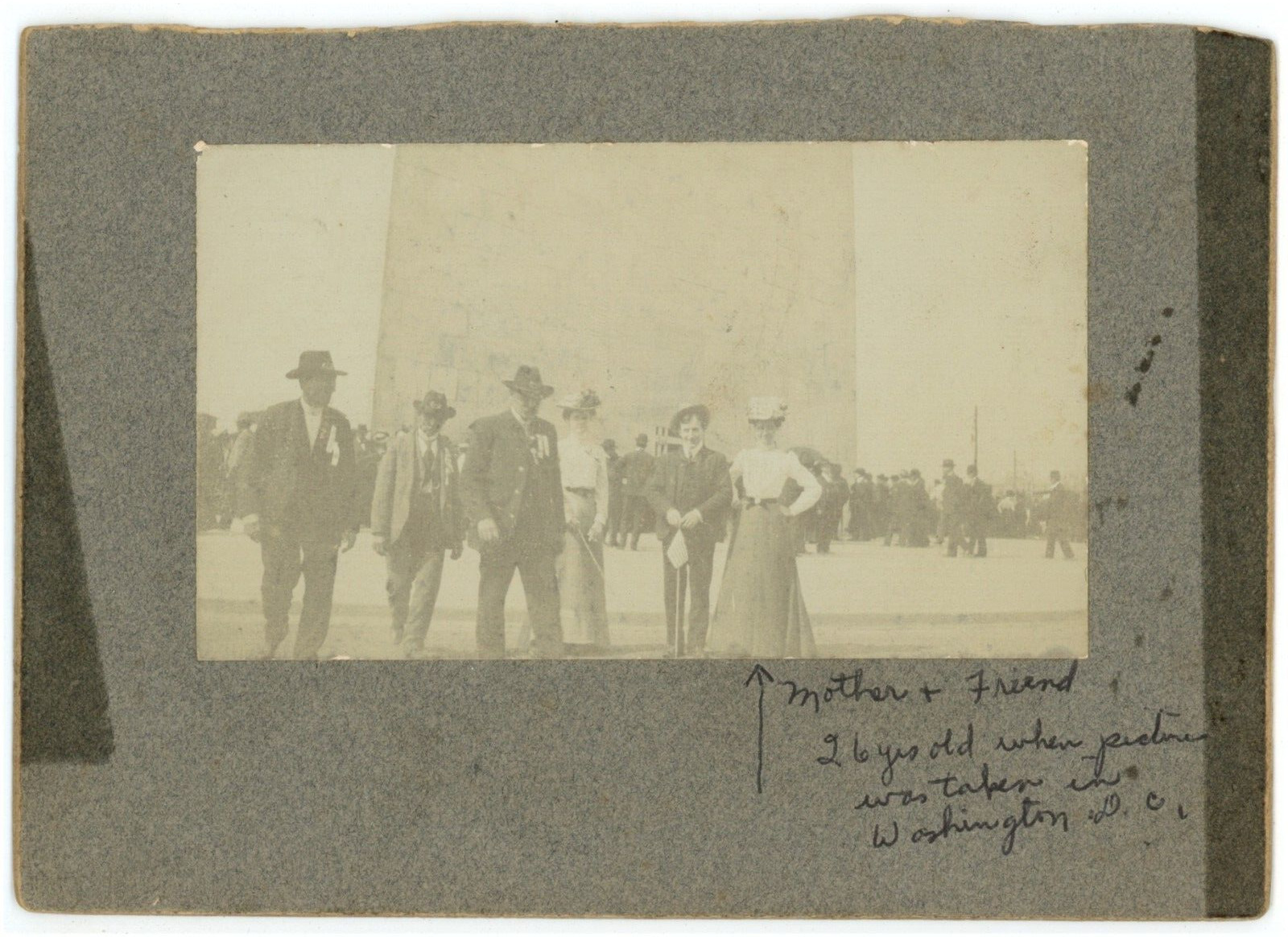 CIRCA 1880\'S RARE CABINET CARD Group of People In Front Of Washington Monument