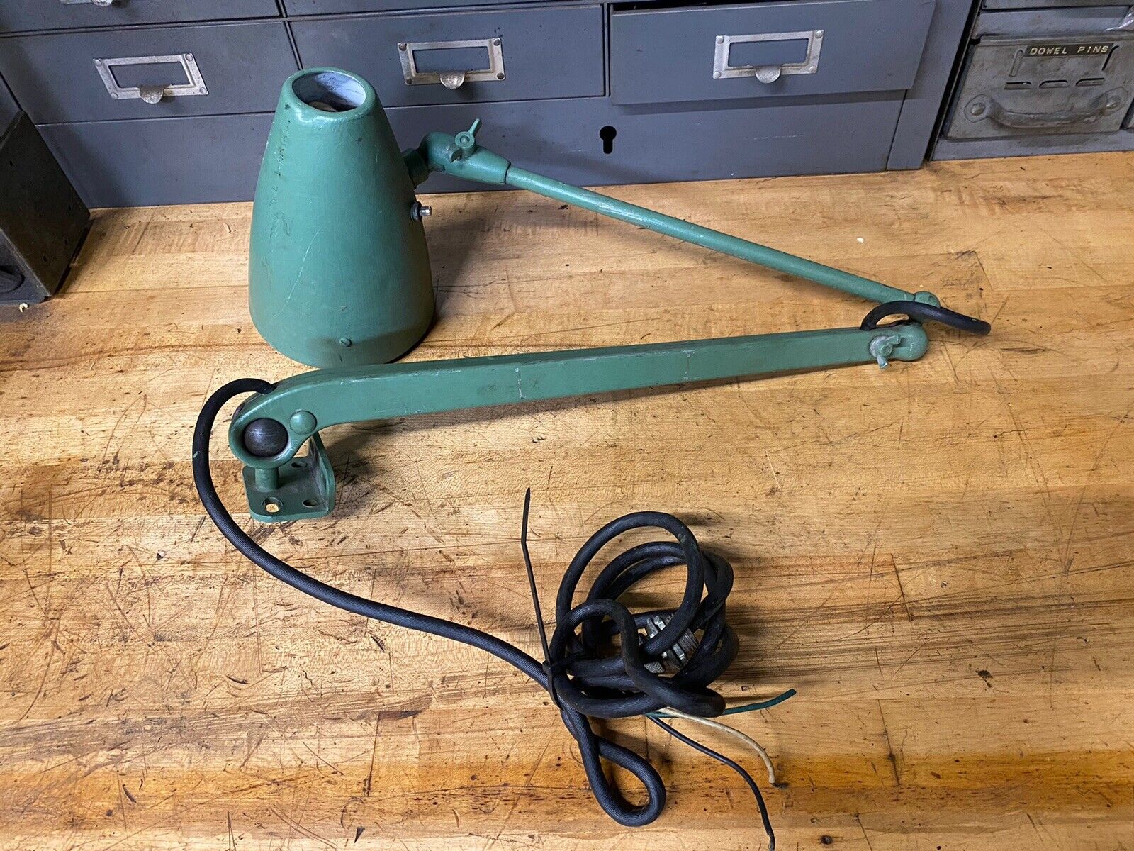 Dazor Industrial Articulating Machine Shop Light Work Lamp For PARTS