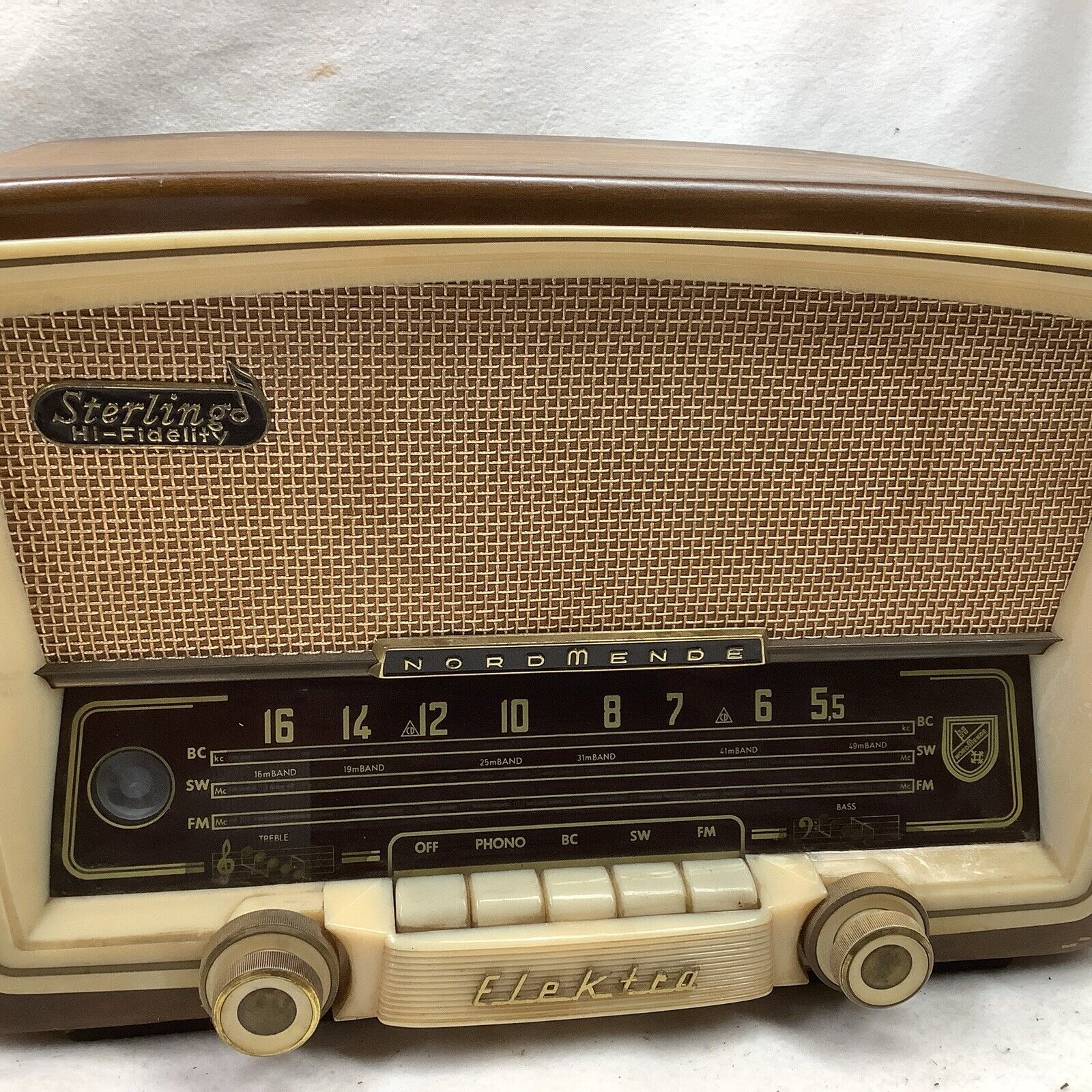 Vintage NORDMENDE ELEKTRA 57 USA Sterling Hi-Fi W. German Tube Radio Receiver SW