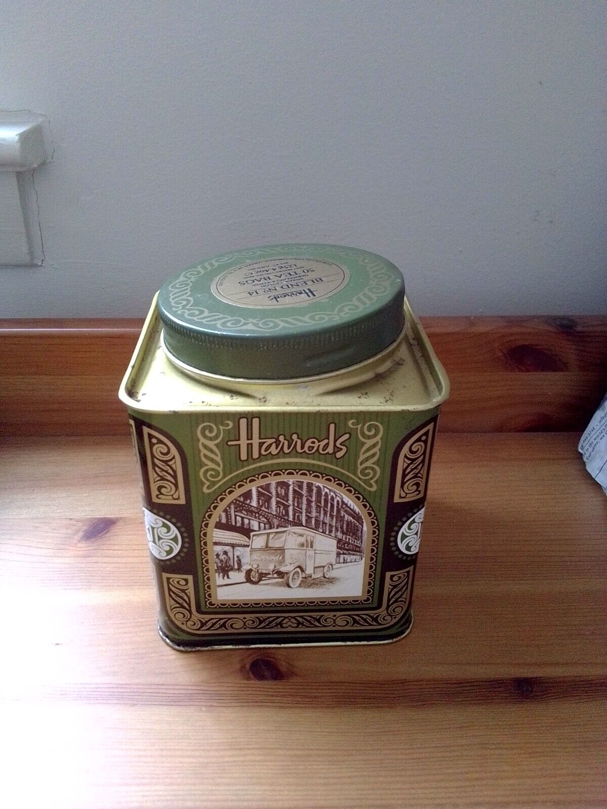 Vintage Harrods Knightsbridge Heritage Empire Breakfast Blend No.14 Tea Tin