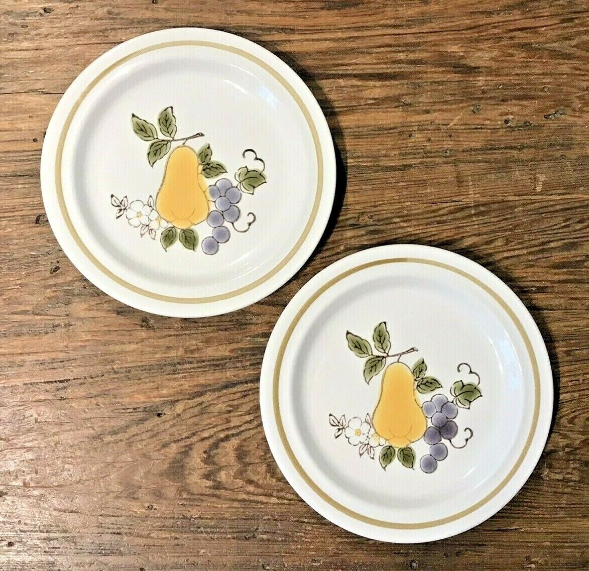 FRUITS OF FALL # 4140 BY SEARS VINTAGE STONEWARE PAIR OF SALAD PLATES 7.5\