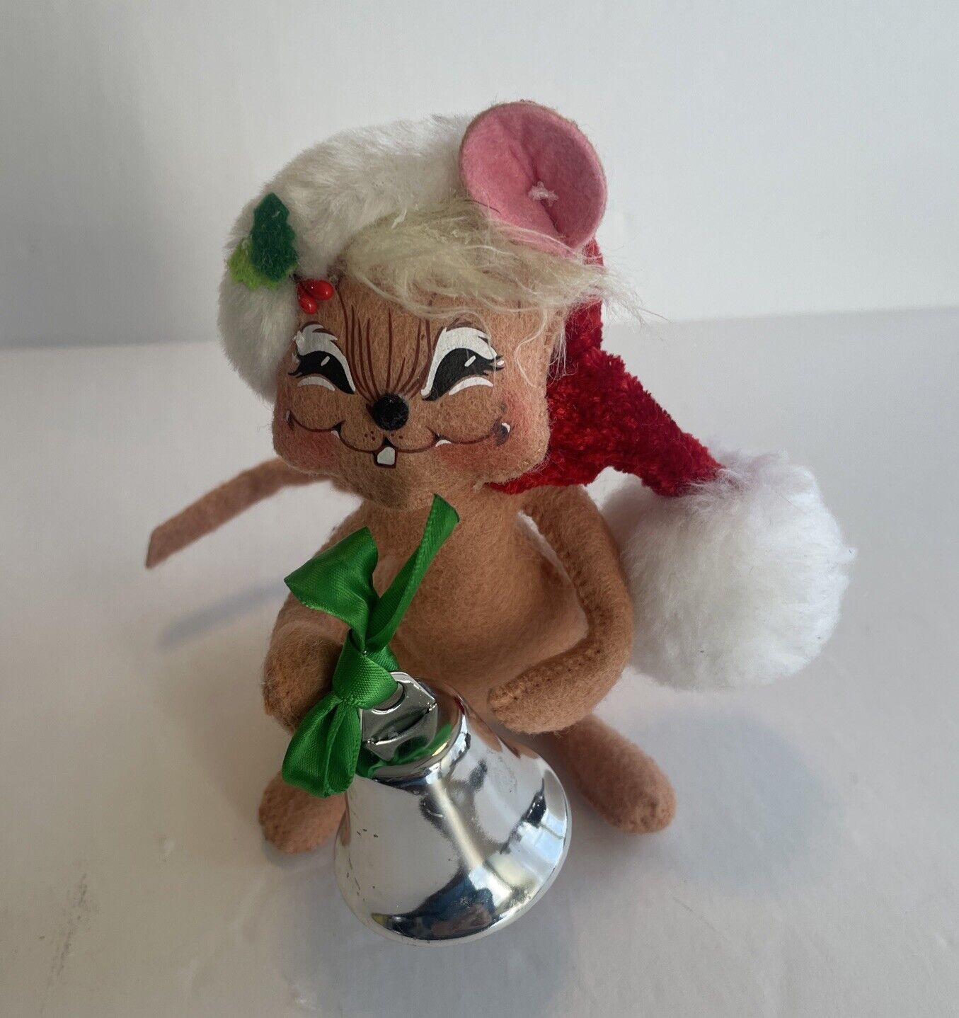 Annalee Christmas Mouse Holding Jingle Bell 6 Inch Pre-Owned