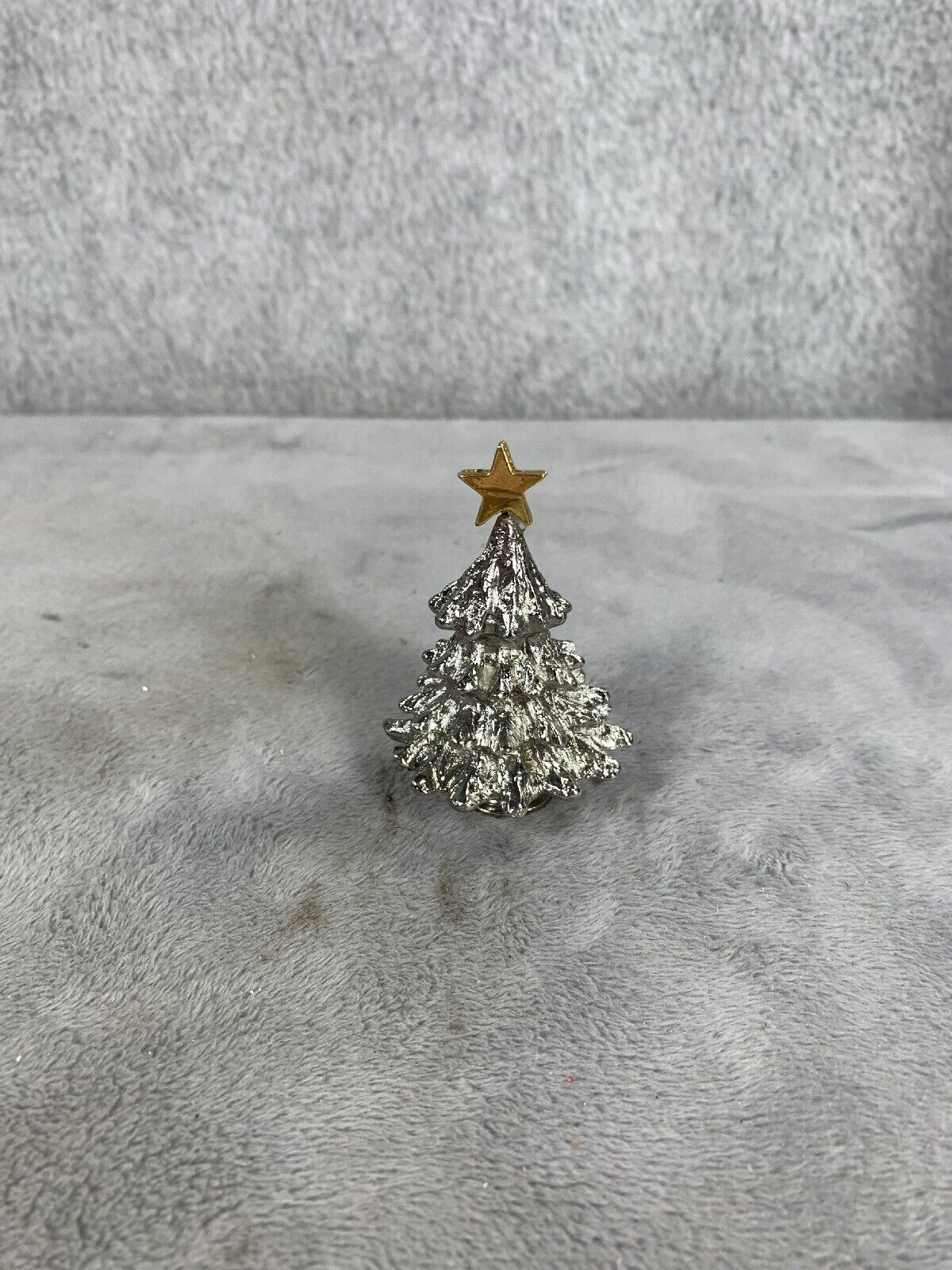 Heavy Metal Christmas Tree Decorative Piece Silver Treasures