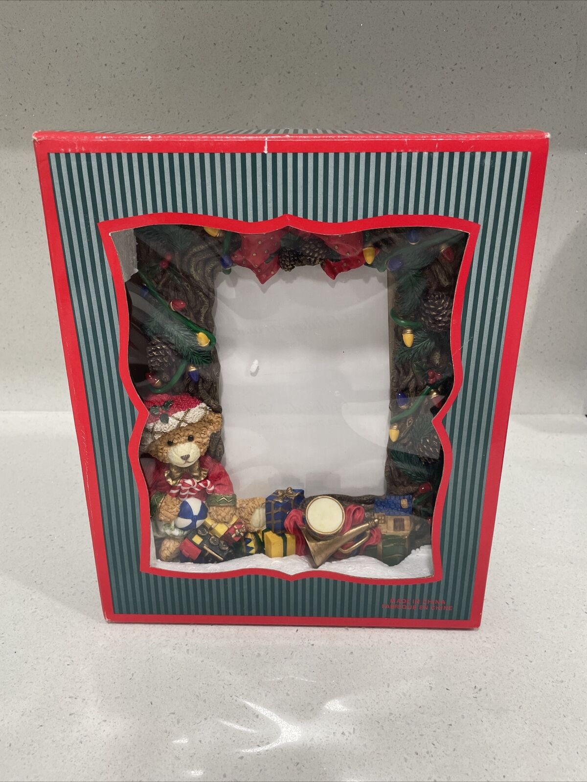 Vtg 3D Christmas Holiday Photo Frame Bear Tree Toys Presents Gifts 5” X 7”