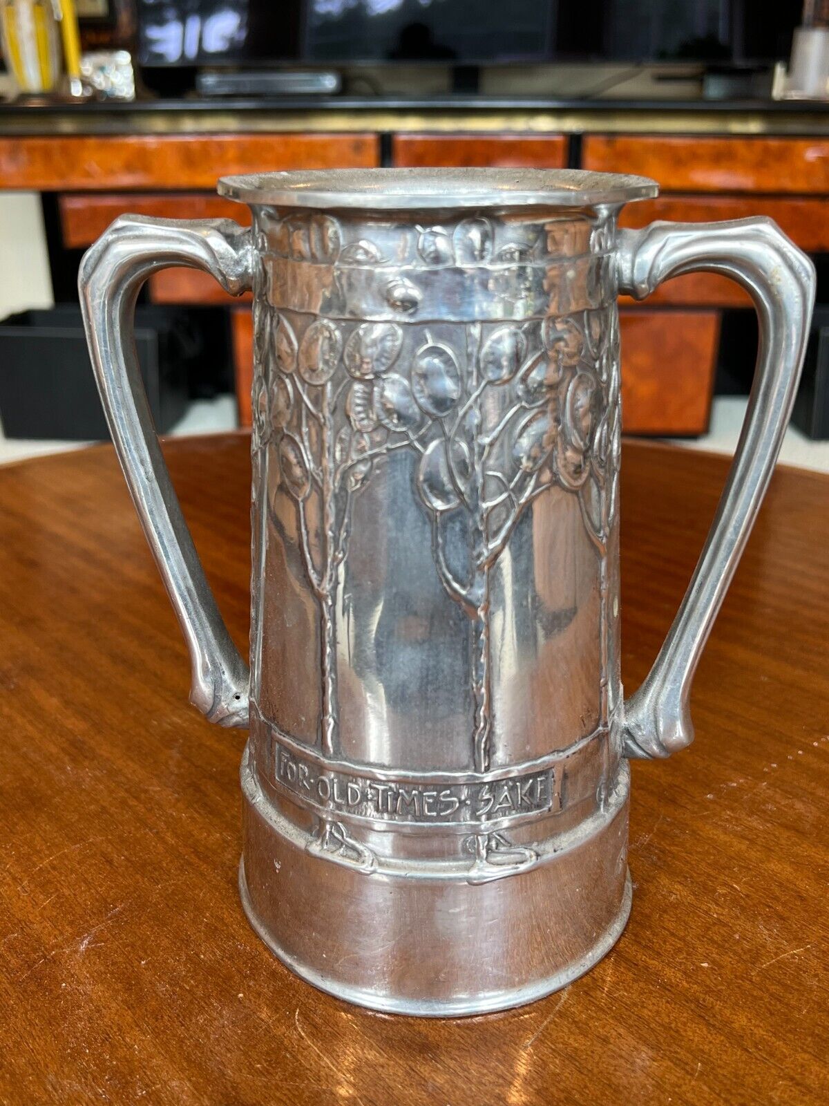 Exceptional David Veasey “Tudric” Art Nouveau Loving Cup