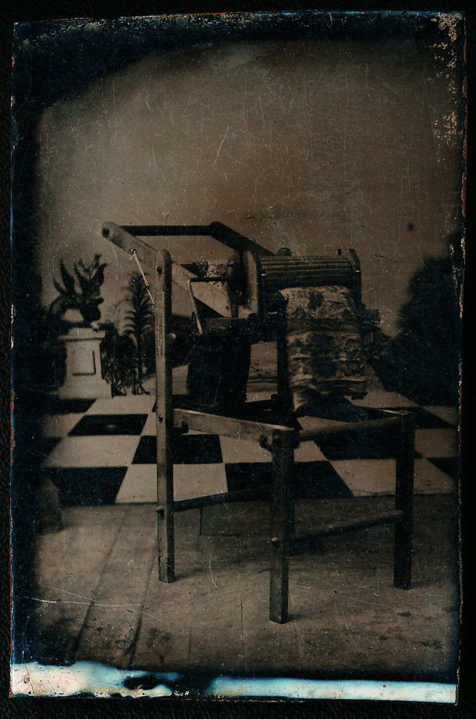 RARE 1/6 PLATE TINTYPE OF 1800\'S CLOTHING DRYER - ID\'ED - POSSIBLE PATENT PHOTO