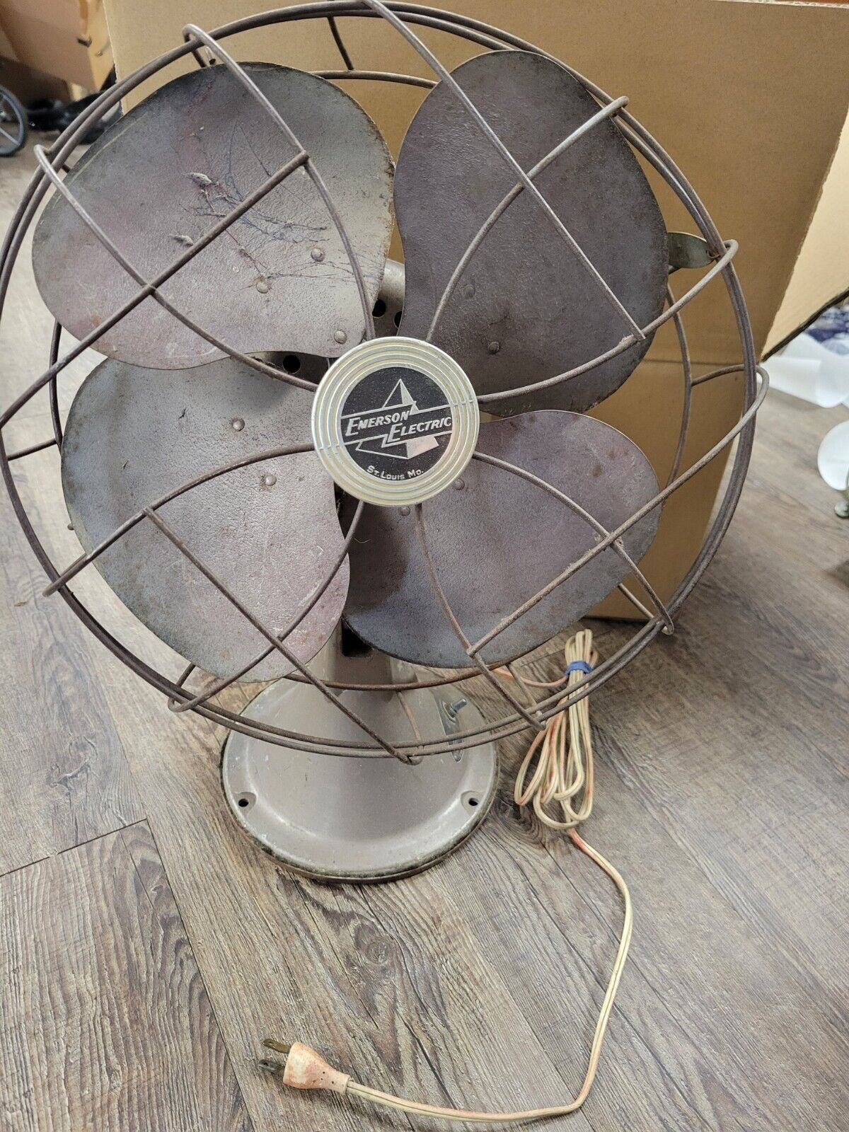 1954 Emerson 77646SU 12” Oscillating Fan Metal Vintage Antique Electric Working