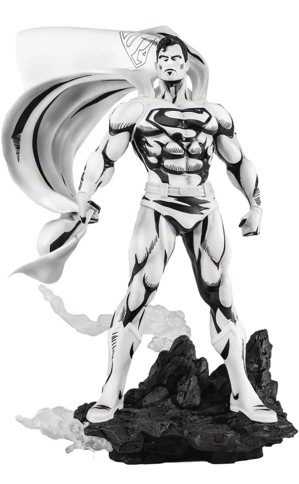 San Diego 2024 Previews Ex  DC Heroes Superman Black & White LE1500 Preorder