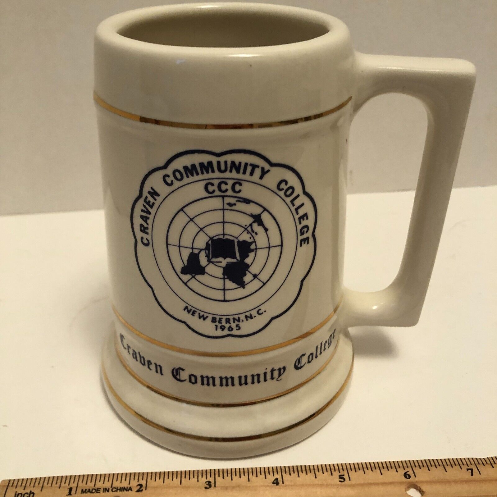 Vintage Craven Community College Logo New Bern,NC Ceramic Tankard preowned