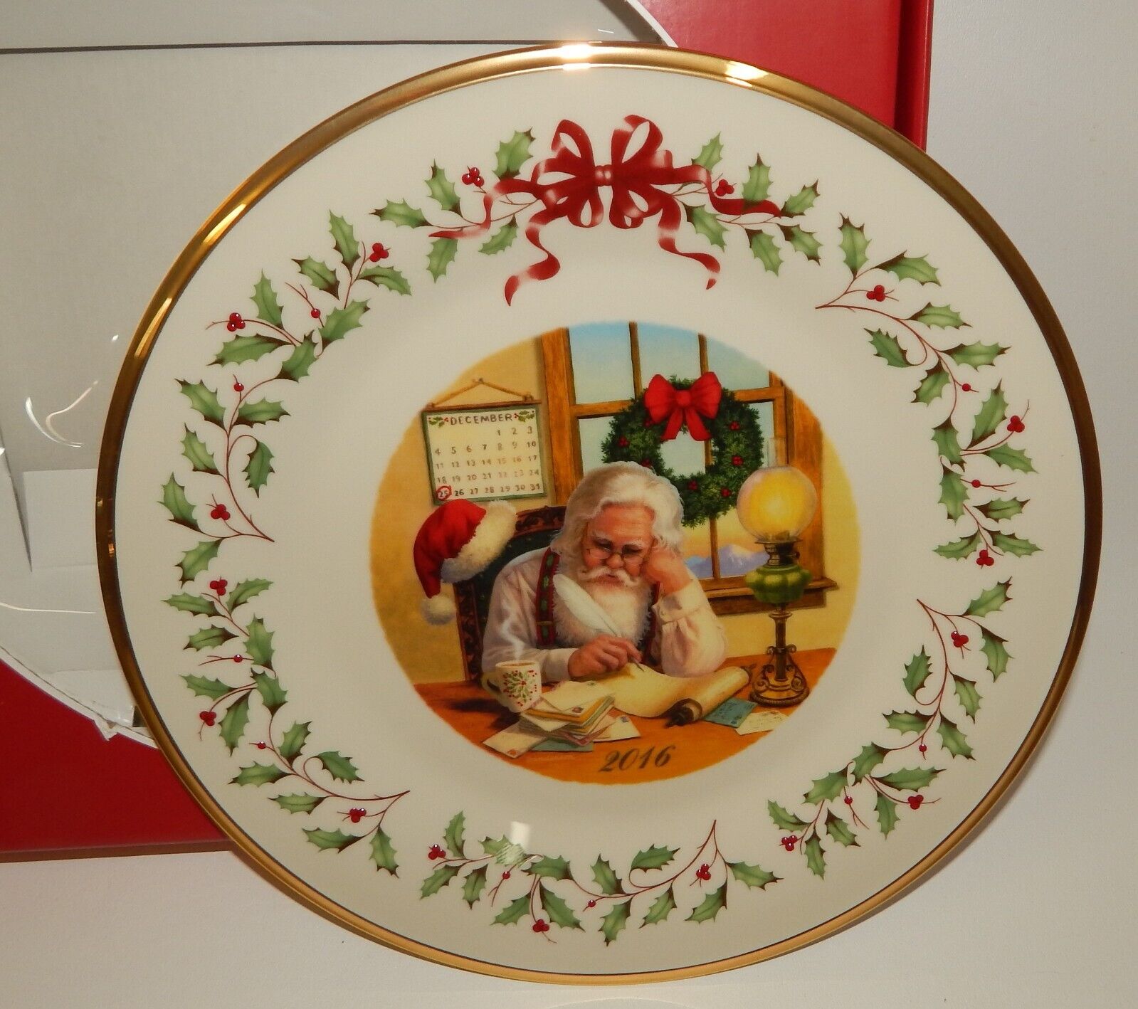 Lenox Annual Christmas Holiday Plate 2016 Santa Claus NEW MIB