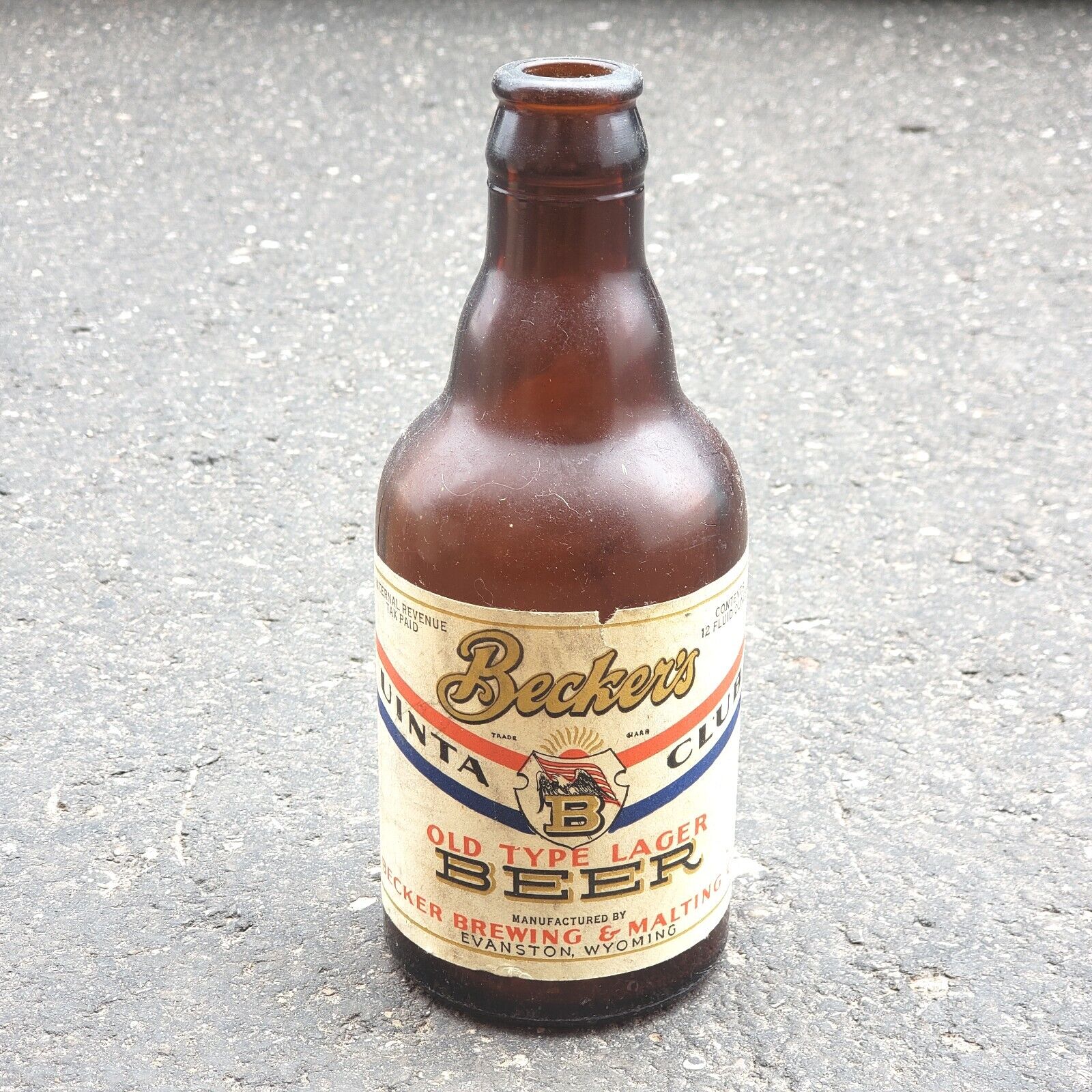 BECKER\'S UINTA CLUB BEER Empty Bottle 12 OZ Amber Vintage Evanston WY dirty READ