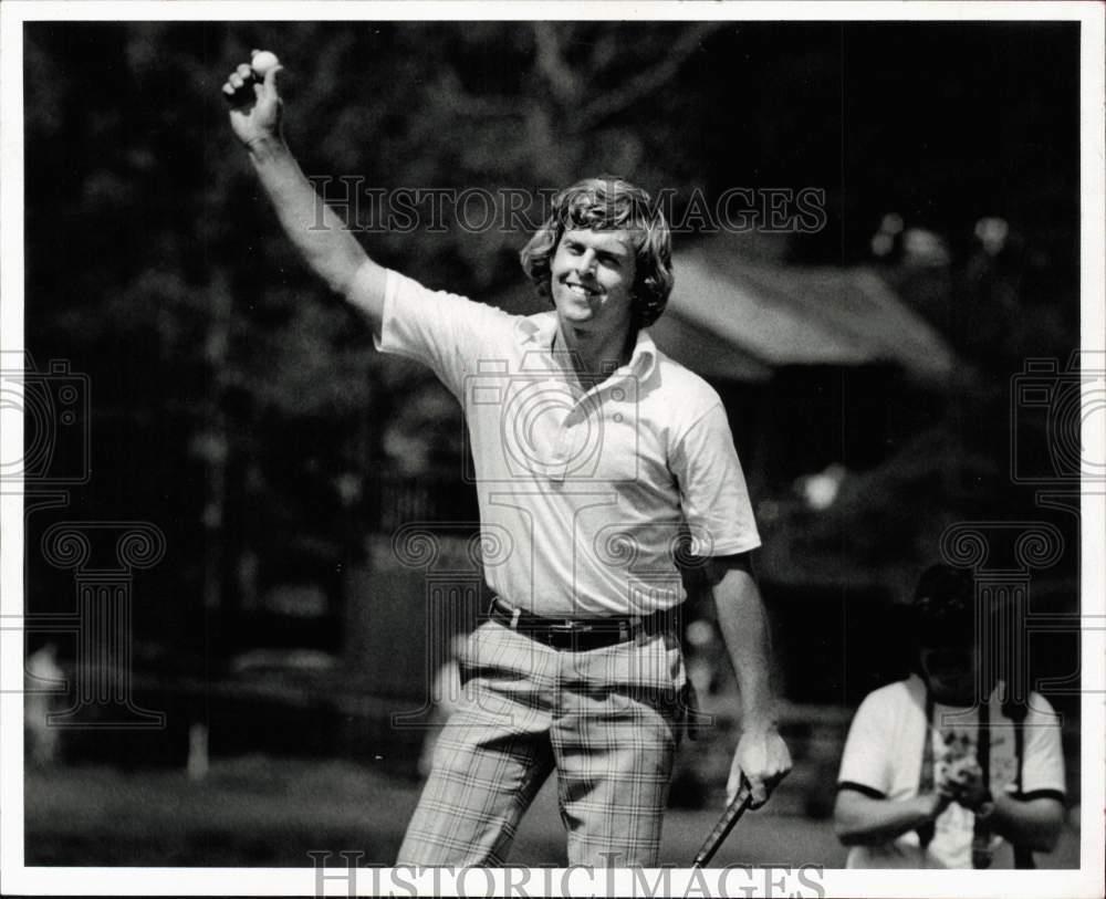 1979 Press Photo Golfer Wayne Levi after winning Houston Open. - hpx10053