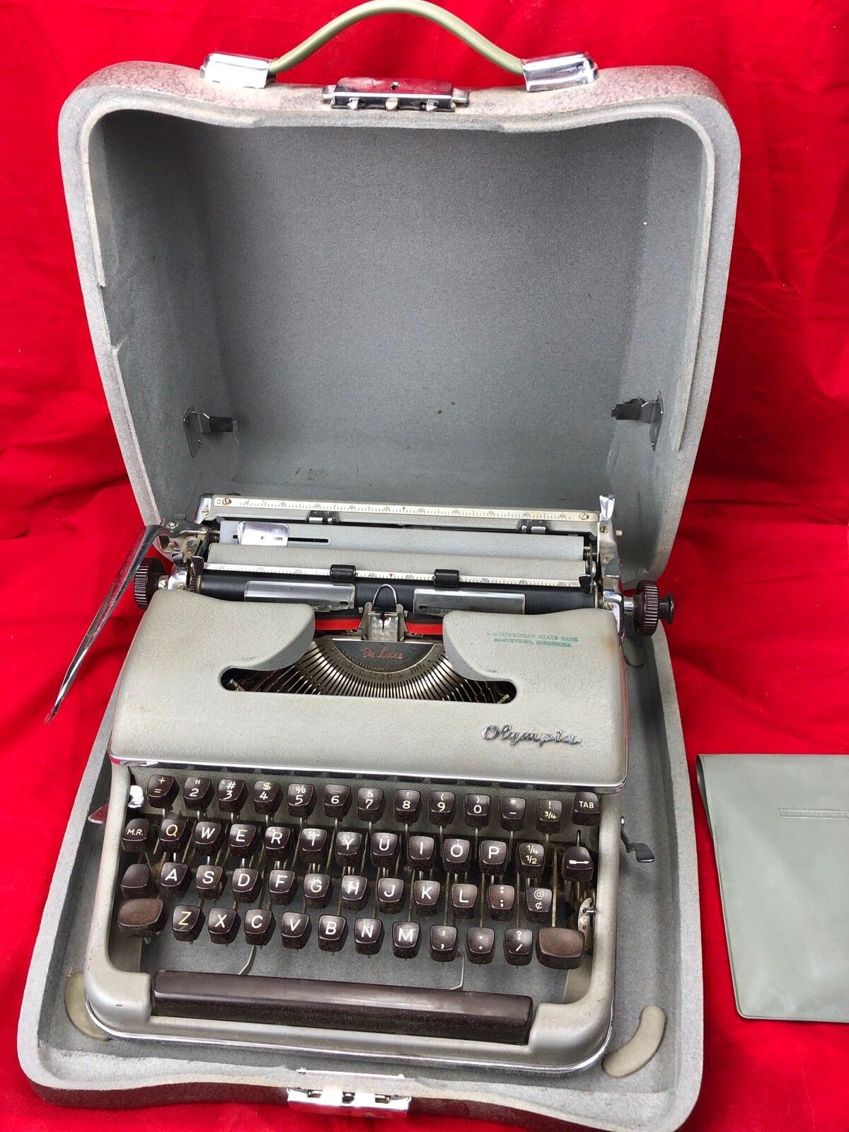 1958 Olympia SM3 Deluxe Typewriter Gray Travel Case ORIGINAL GREAT CONDITION