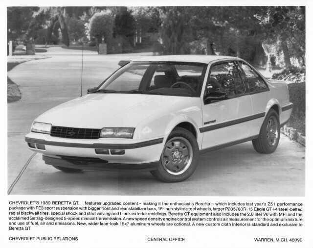 1989 Chevrolet Chevrolet Beretta GT Press Photo 0372