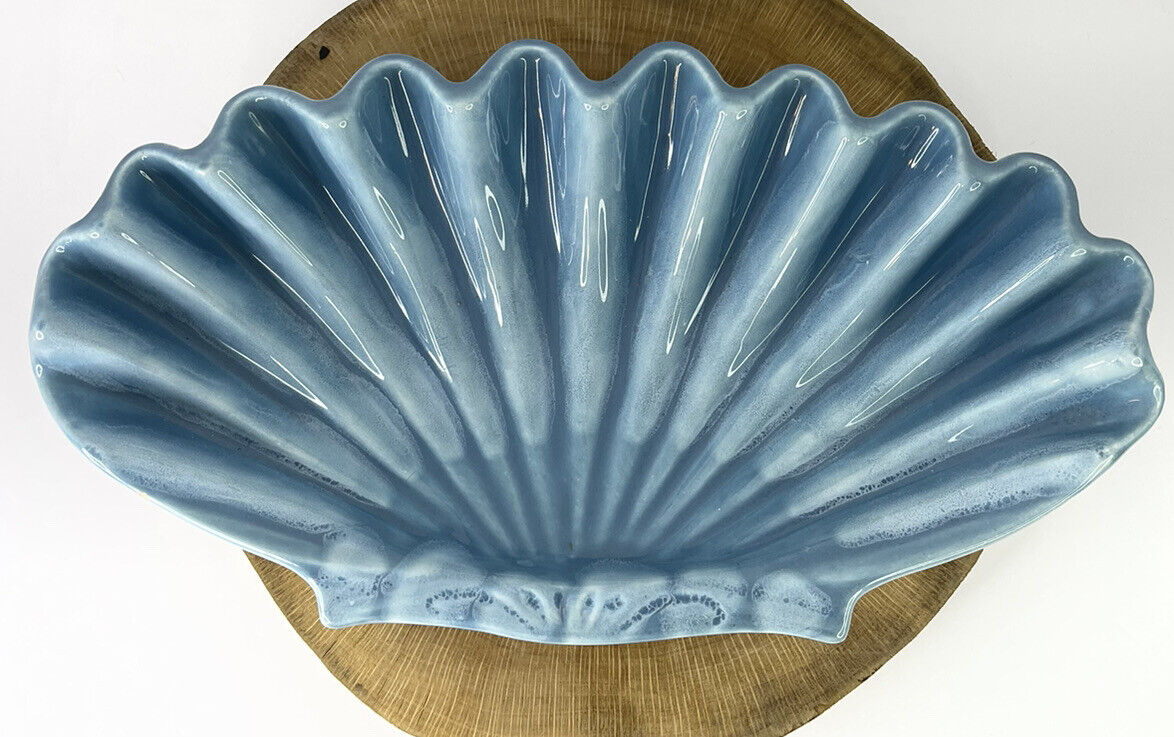 Stunning Vintage Royal Haeger Pottery Blue Shell Footed Dish R297