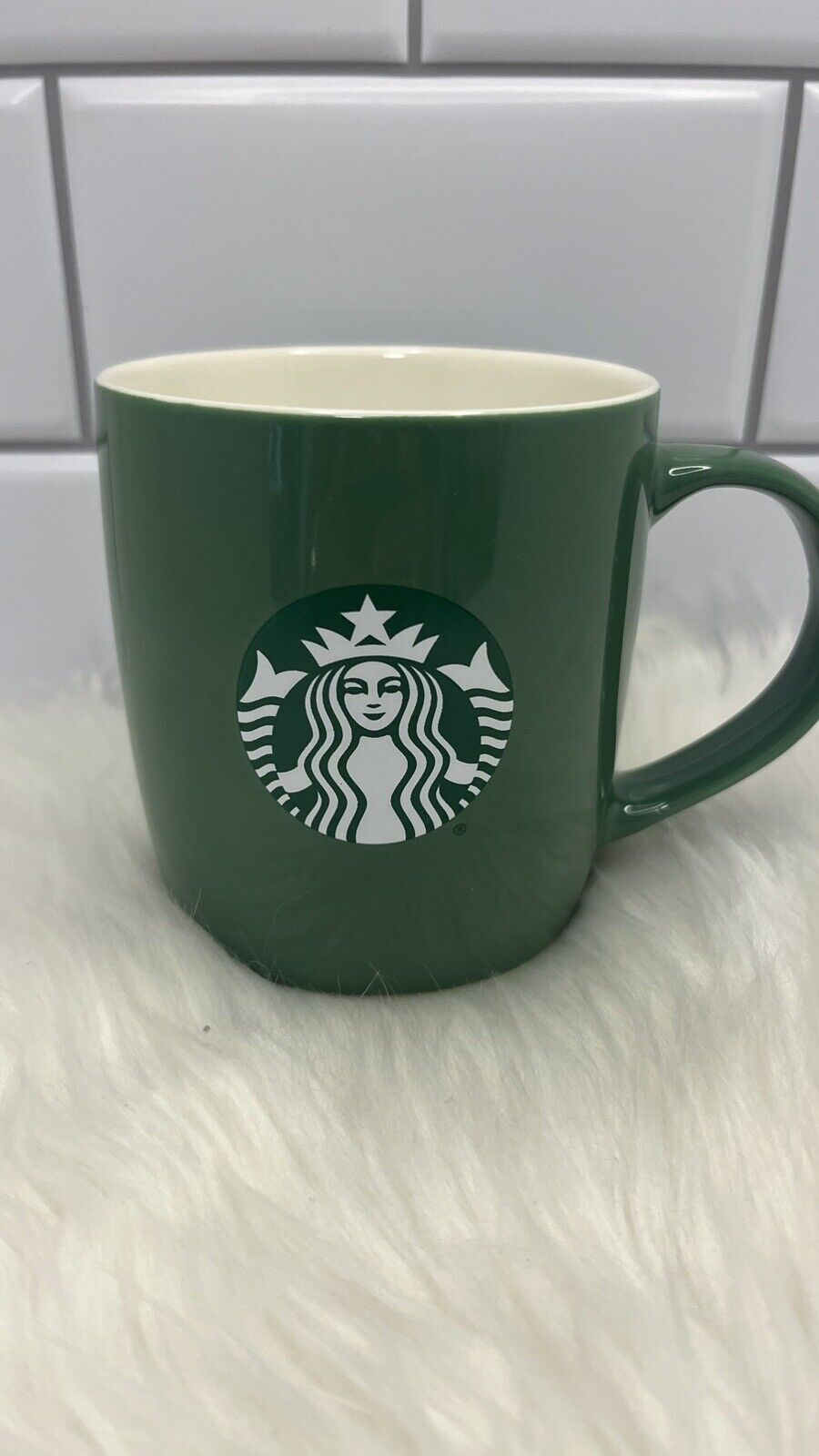 Starbucks  Ceramic Green White Mermaid Siren Logo Coffee Cup 11oz Mug- New.