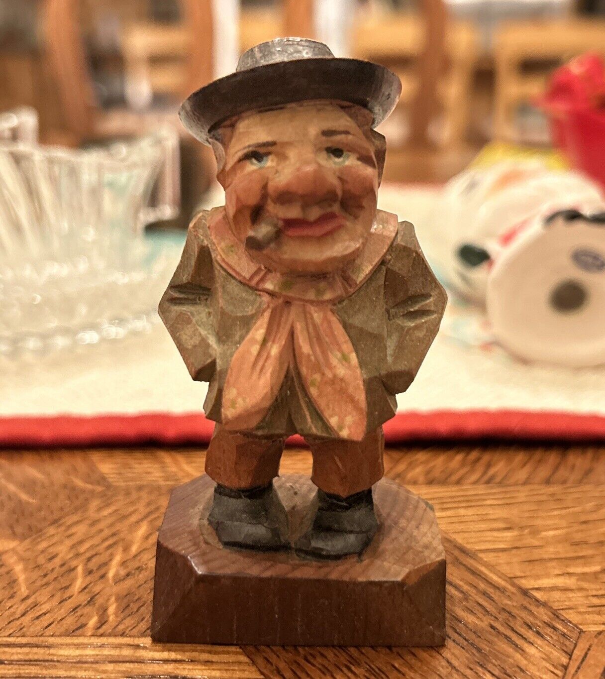 Vintage Anri Man with Cigarette/Hand Carved Italy