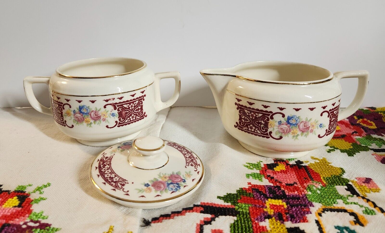 Homer Laughlin Royal Maroon Piccadilly Covered Sugar Bowl & Creamer Set Vintage