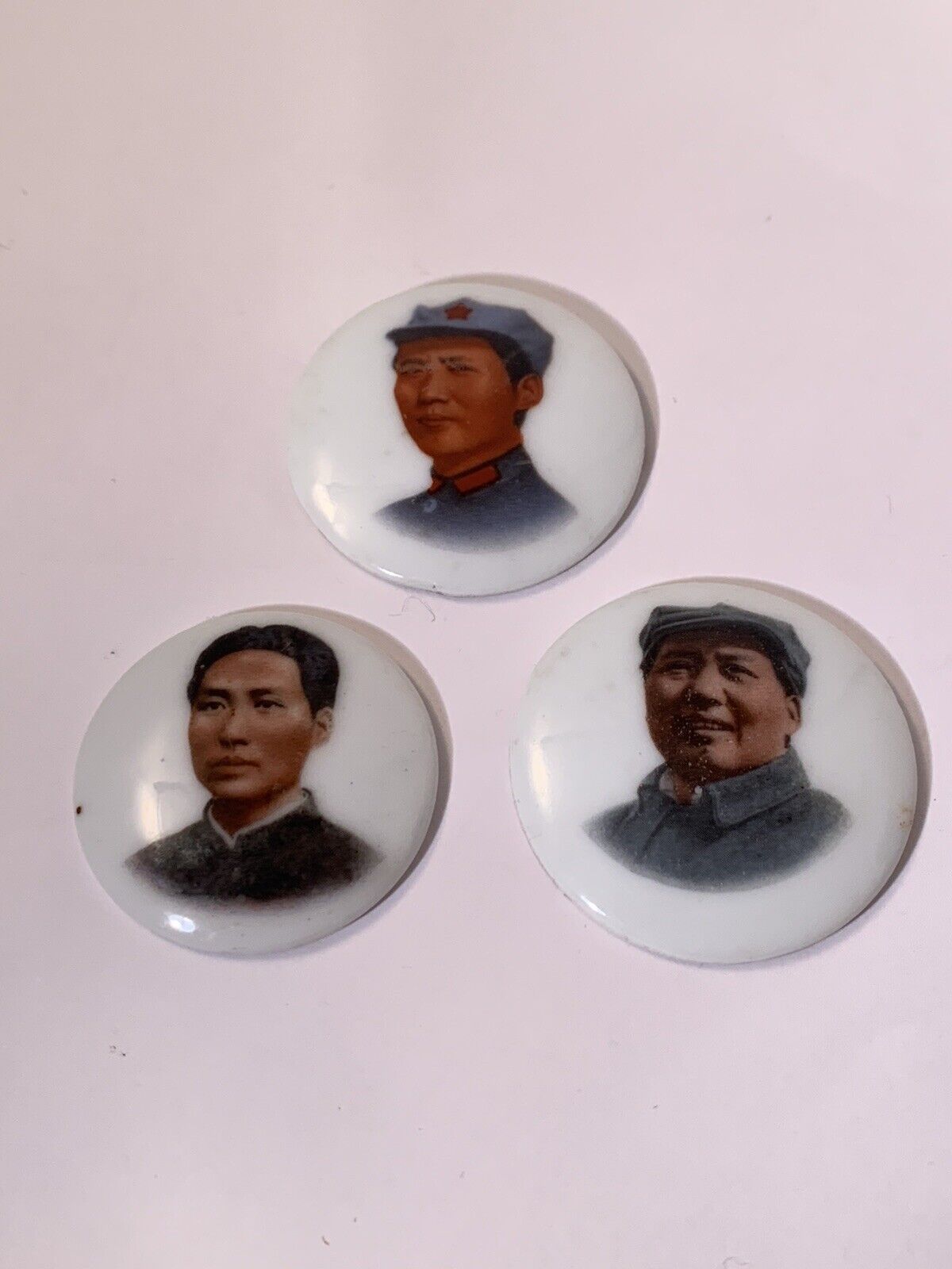 VTG Communist  China Cultural Revolution . 3 Porcelain Propaganda  Pins Mao