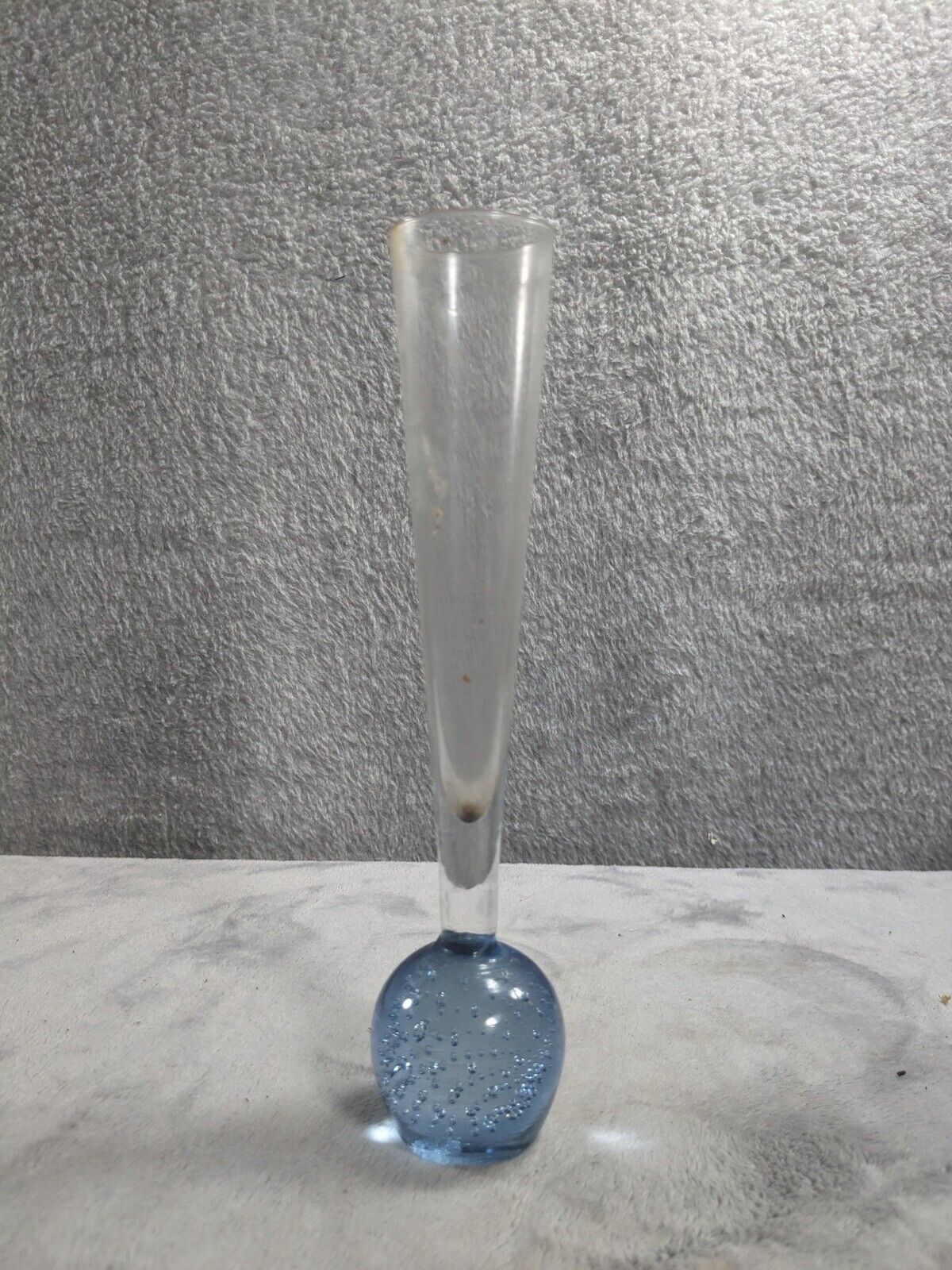 Bud Vase Blue MCM Controlled Bubble Art Glass 8” Tall