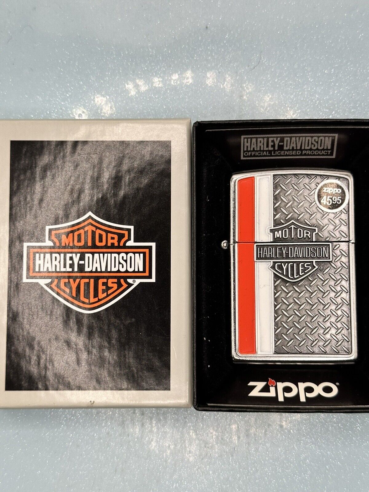Vintage 2013 Harley Davidson Diamond Plate Emblem Chrome Zippo Lighter NEW