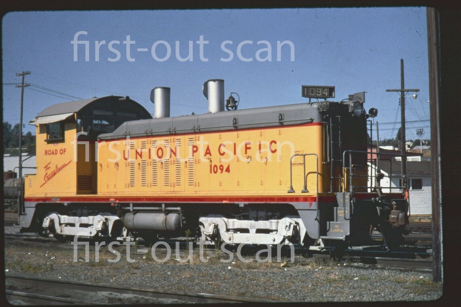 DUPLICATE SLIDE - Union Pacific UP 1094 EMD NW-2 