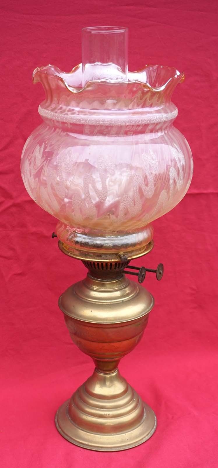 Victorian English Brass Kerosene Oil Lamp Double Burners Scalloped Glass 1910