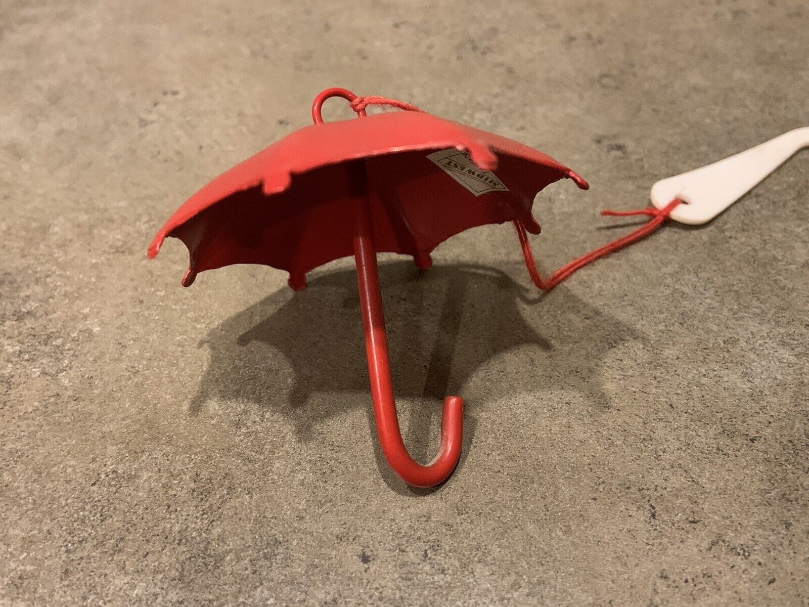 Vintage 1985 Midwest Importers of Cannon Falls Red Metal Umbrella Ornament Rare