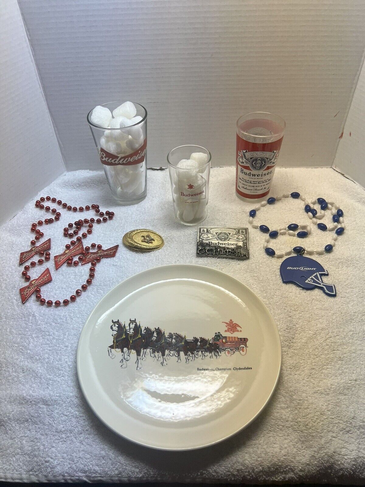Budweiser Collection of Vintage / Collectable Pieces Various Items