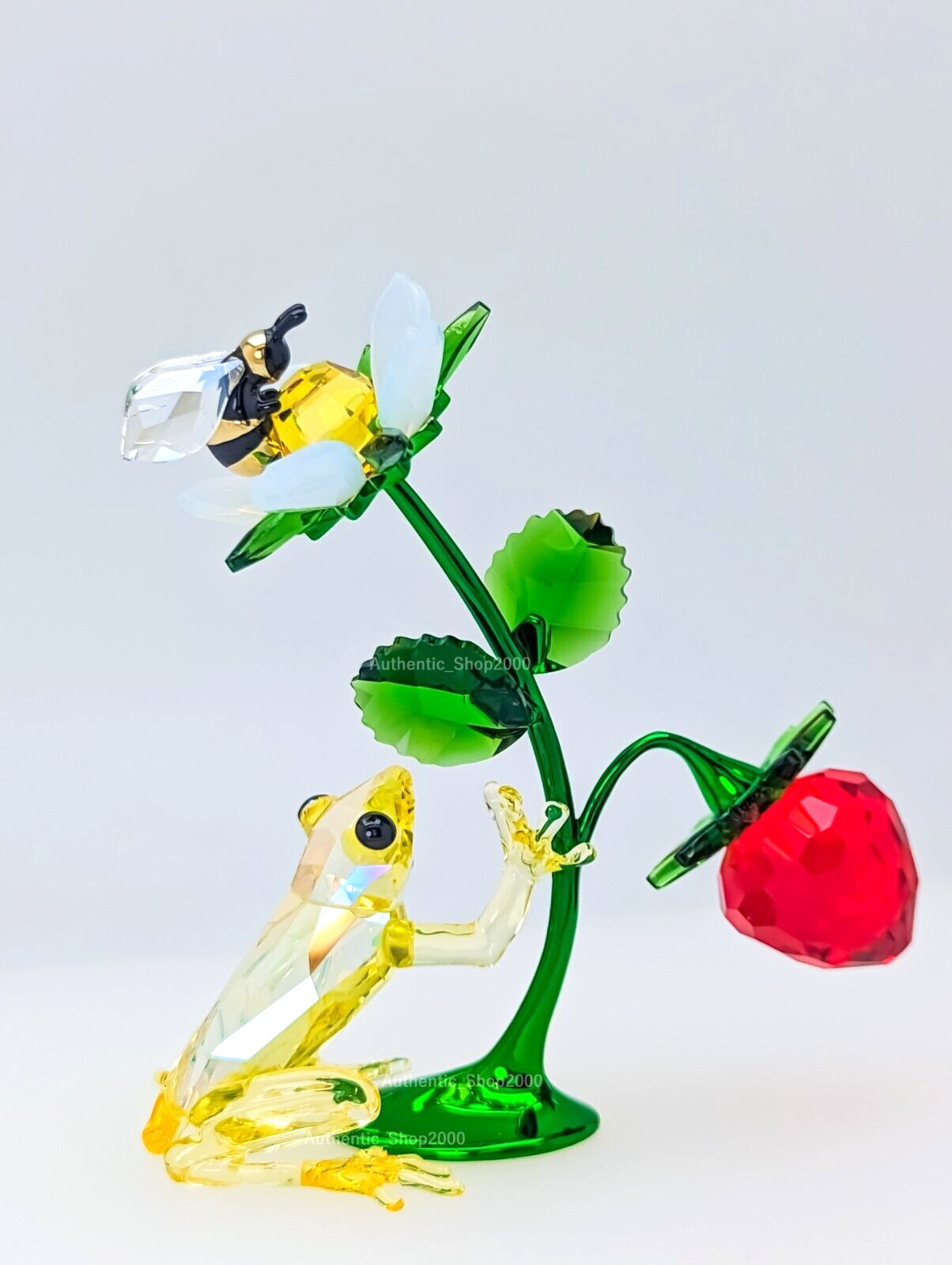 New 100% SWAROVSKI Crystal Idyllia Frog Bee and Strawberry Figurine Deco 5667599