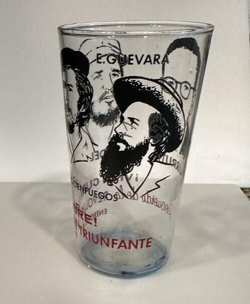 Fidel Castro + Che Guevara + Camilo Cienfuegos Vase Revolution Advertising 1959