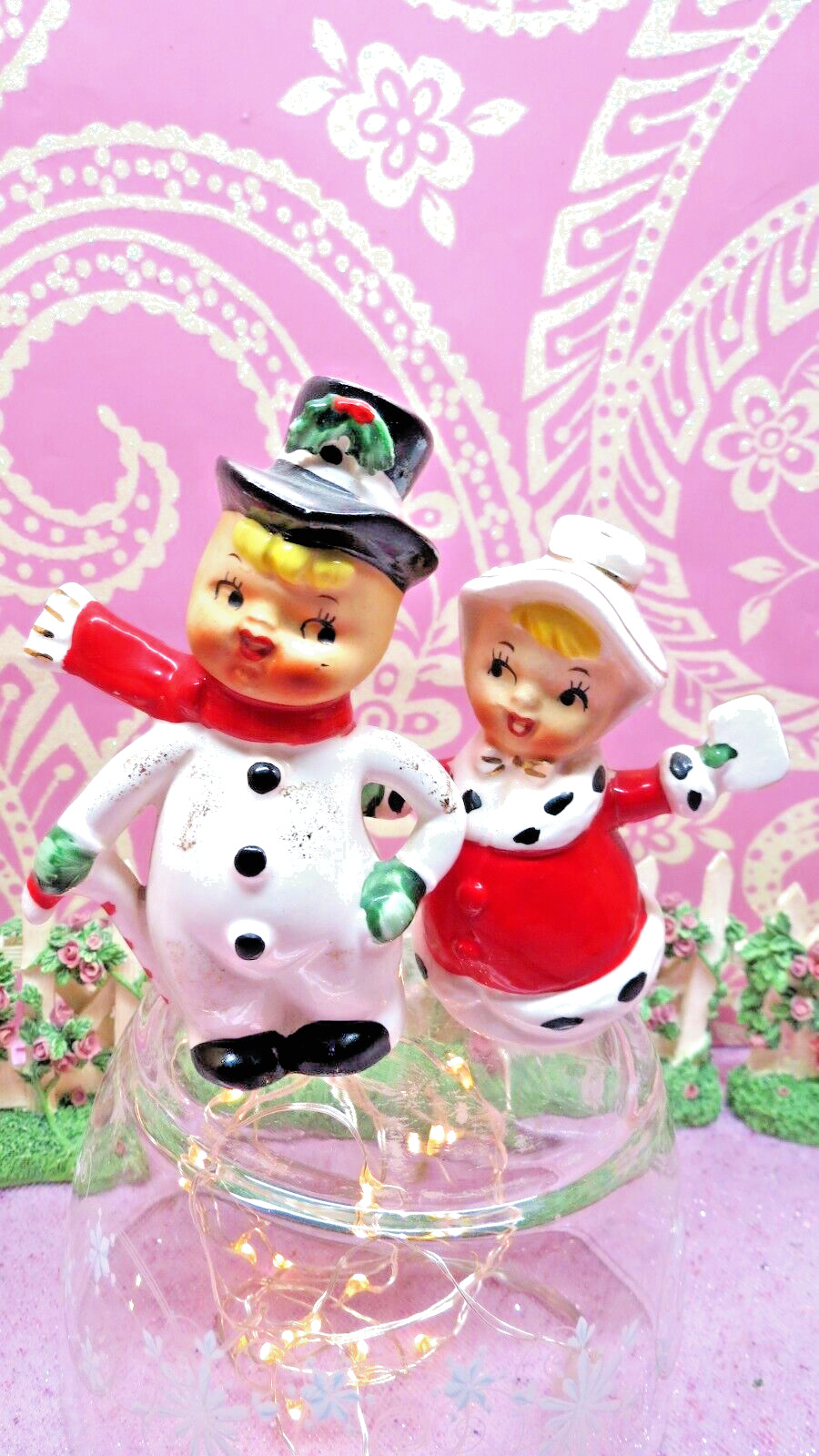 Vtg Norcrest Christmas Holly Berry Dances SNOWMAN Salt Pepper Top Hat Red Scarf