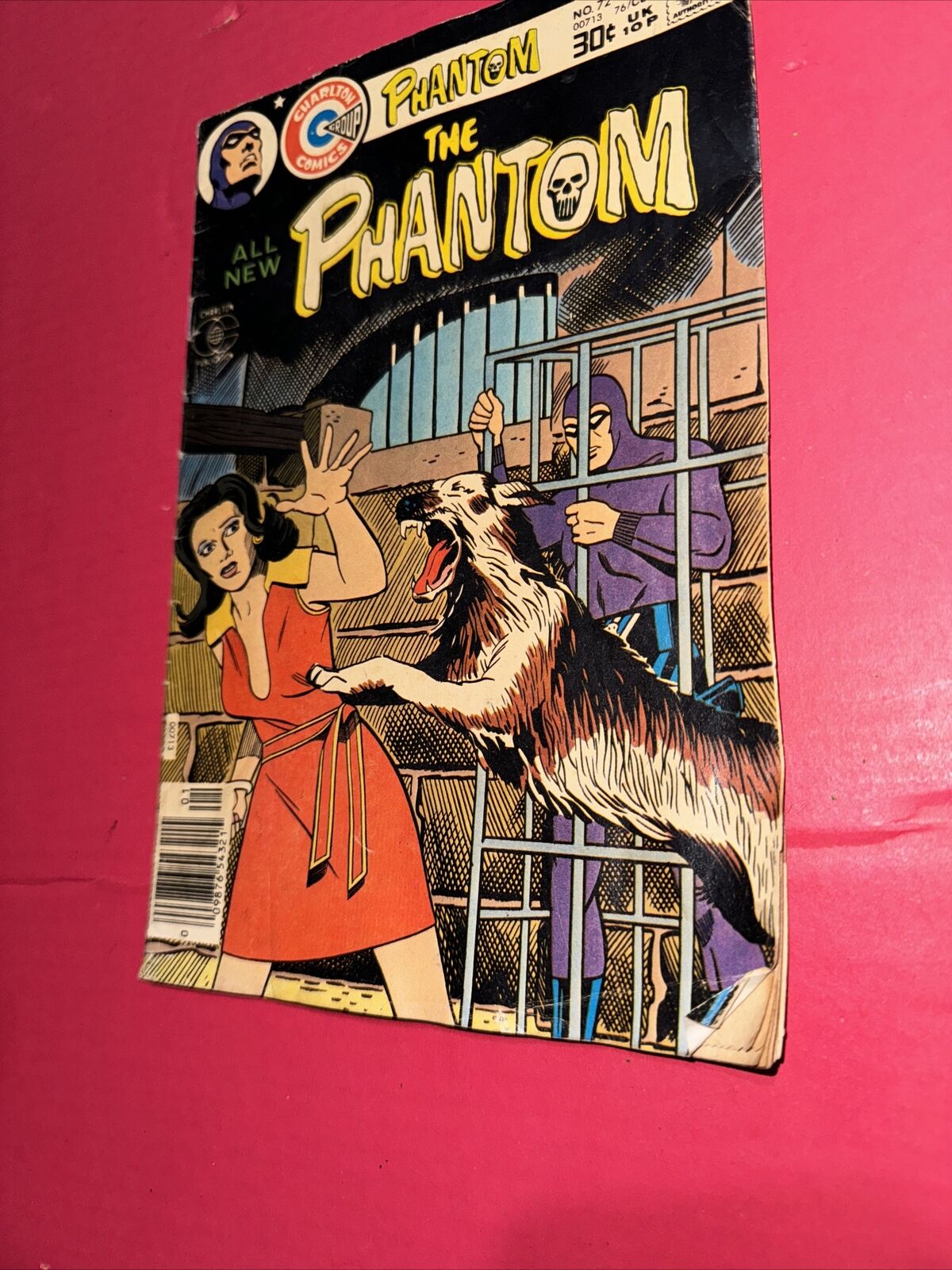 The PHANTOM #72 (Aug 1976) Charlton Good+ CONDITION Comic Book
