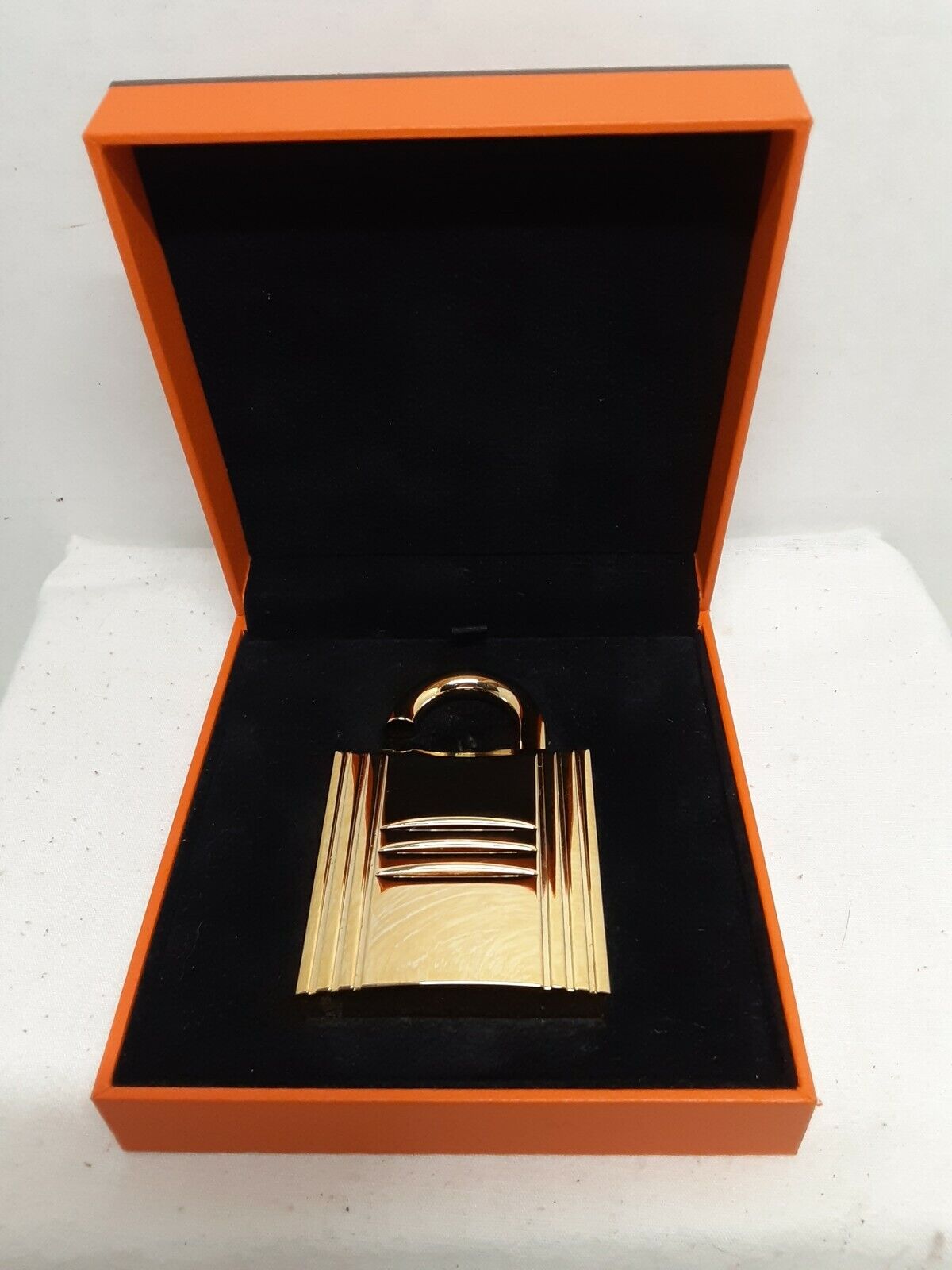 Authentic HERMES Vintage H Logos Cadena Motif Perfume Bottle Case Gold in Box