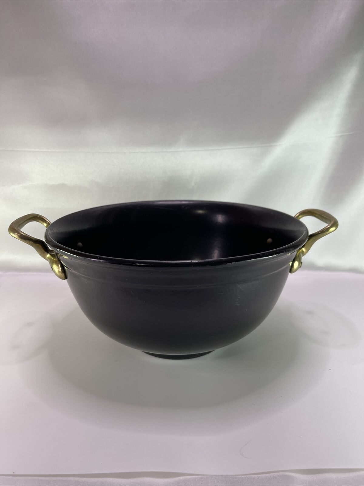 Bon Chef 9070 Black Bowl With Round Handles-Pewter Glo 4 Qt.