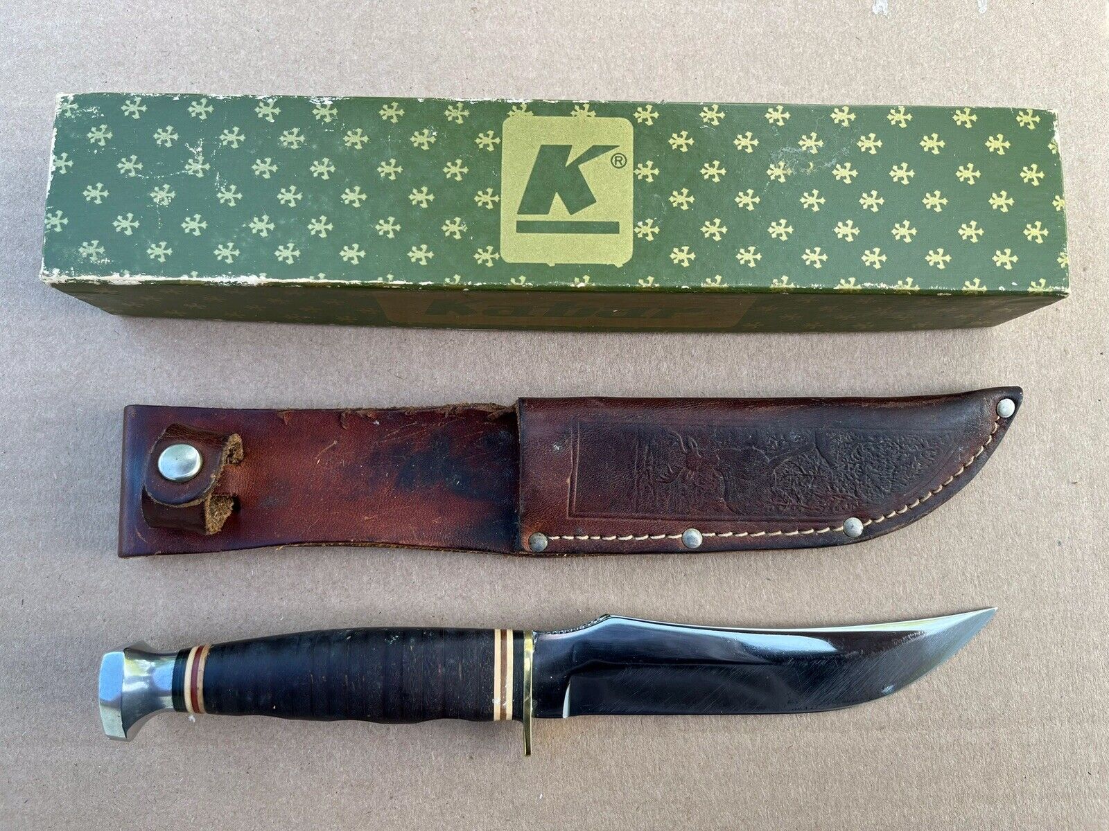 KABAR 1237 U.S.A Vintage Fixed Blade Ka-bar Knife in Leather Sheath & Box USA