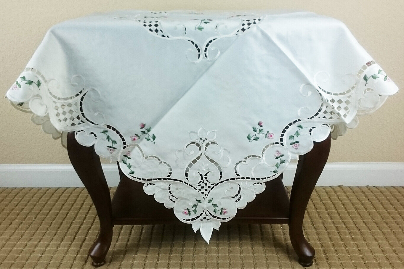 Grant Linen Polyester Fabric Color Embroidery Cutwork  Tablecloth Topper 